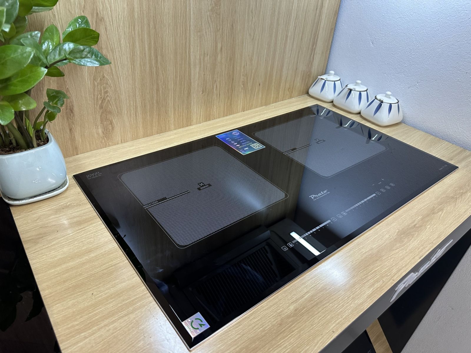 Bếp từ Model: PT-2386